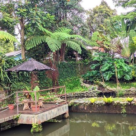 Garden Villas Cipanas Sindanglaya Ngoại thất bức ảnh