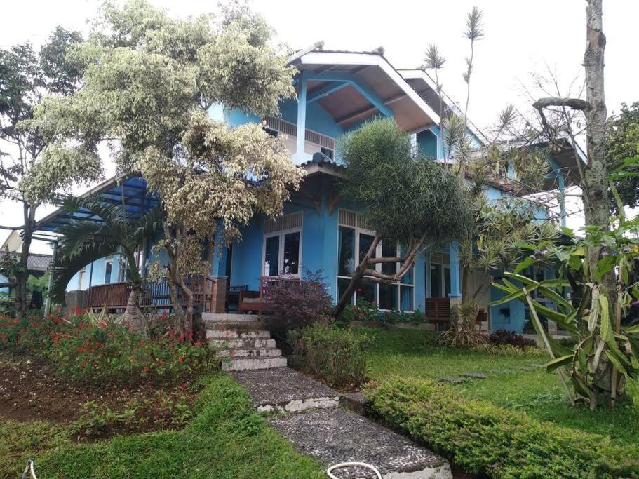 Garden Villas Cipanas Sindanglaya Ngoại thất bức ảnh