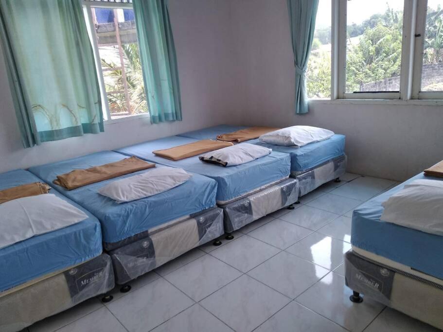 Garden Villas Cipanas Sindanglaya Ngoại thất bức ảnh
