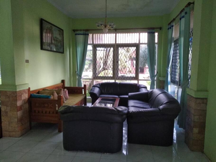 Garden Villas Cipanas Sindanglaya Ngoại thất bức ảnh