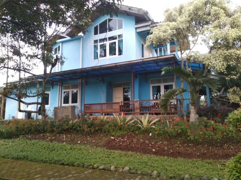Garden Villas Cipanas Sindanglaya Ngoại thất bức ảnh