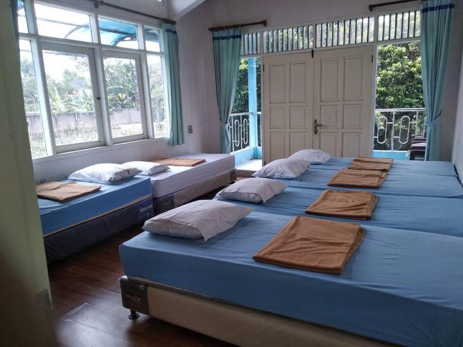 Garden Villas Cipanas Sindanglaya Ngoại thất bức ảnh