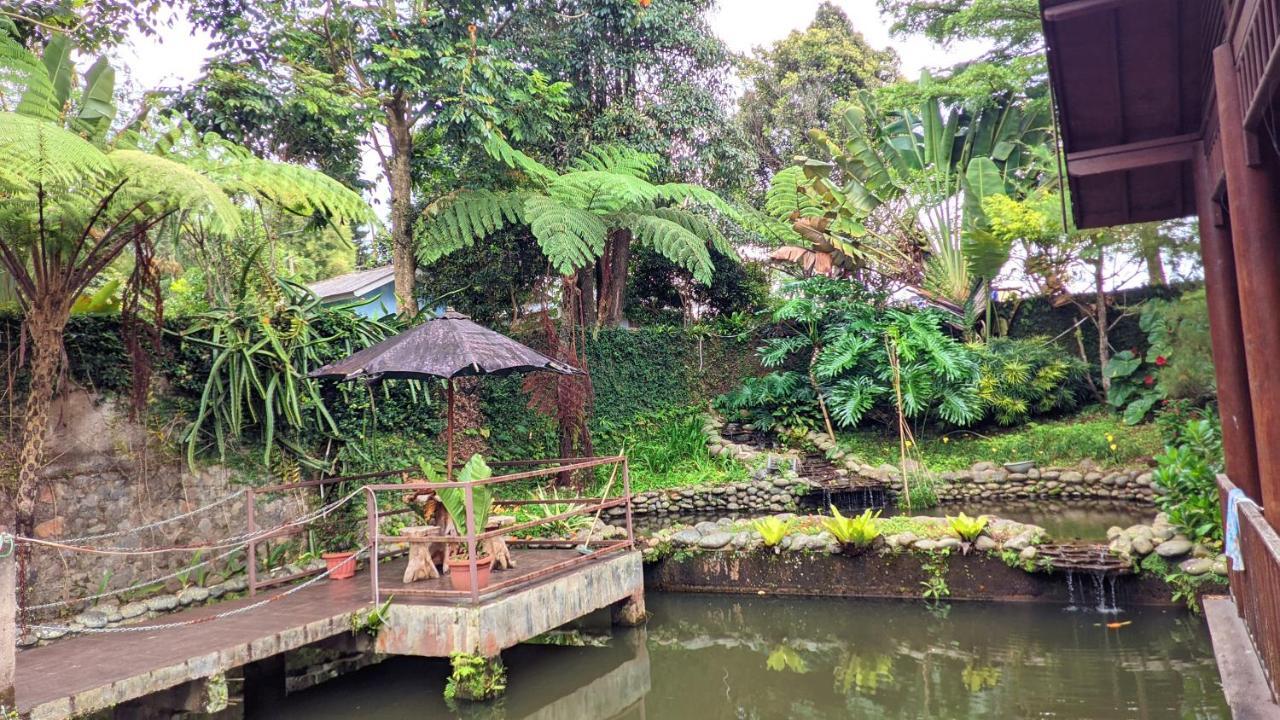 Garden Villas Cipanas Sindanglaya Ngoại thất bức ảnh